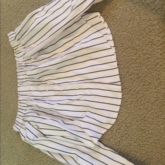 strapless off the shoulder shirt - Picture 3 of 3